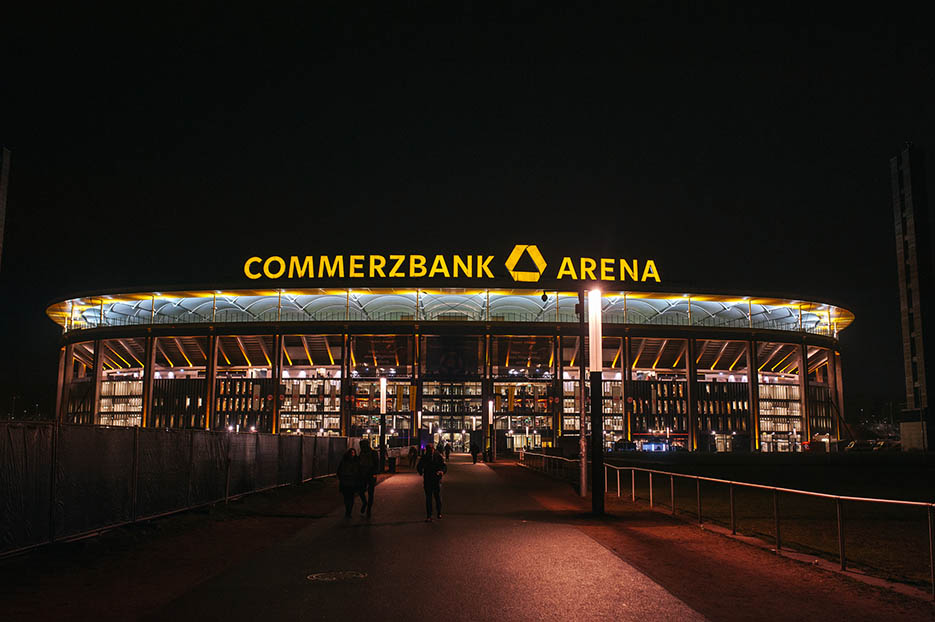 commerzbank arena 5